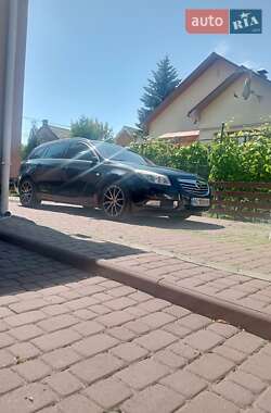 Универсал Opel Insignia 2010 в 
