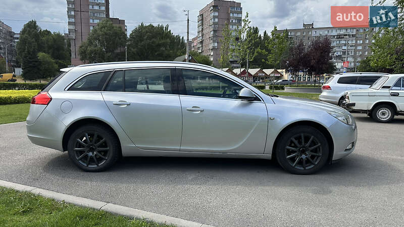 Універсал Opel Insignia 2009 в Дніпрі
