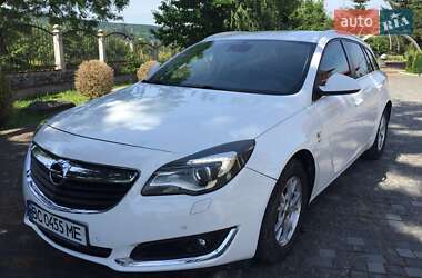 Універсал Opel Insignia 2016 в Золочеві