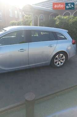 Універсал Opel Insignia 2012 в 