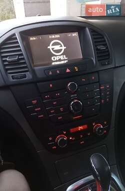 Універсал Opel Insignia 2012 в 
