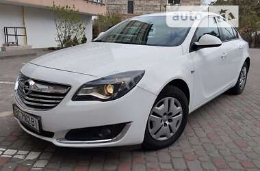 Седан Opel Insignia 2014 в Львове