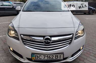 Седан Opel Insignia 2014 в Львове