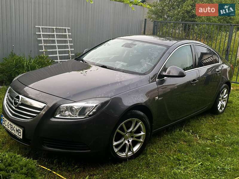Opel Insignia 2010