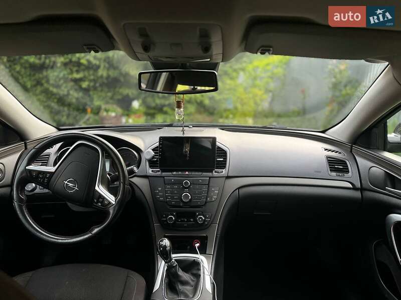 Лифтбек Opel Insignia 2010 в Львове