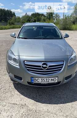 Універсал Opel Insignia 2012 в Новояворівську