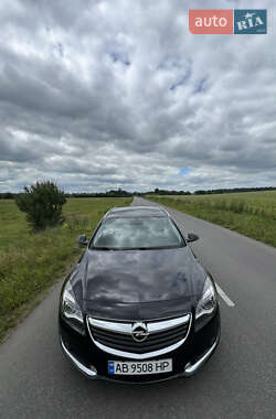 Универсал Opel Insignia 2015 в 