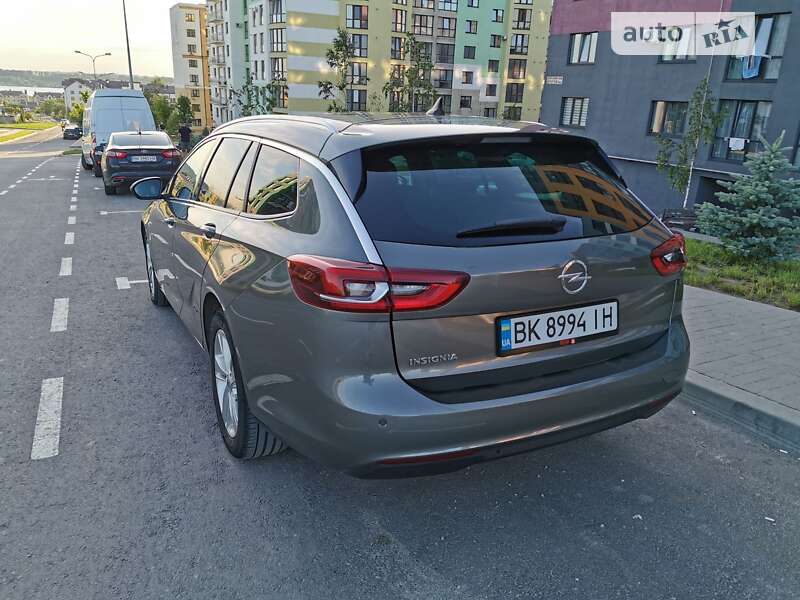 Универсал Opel Insignia 2018 в Ровно