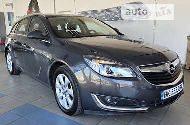 Універсал Opel Insignia 2015 в Рівному