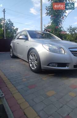 Универсал Opel Insignia 2009 в 