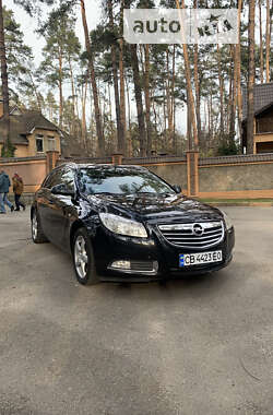 Універсал Opel Insignia 2011 в Чернігові