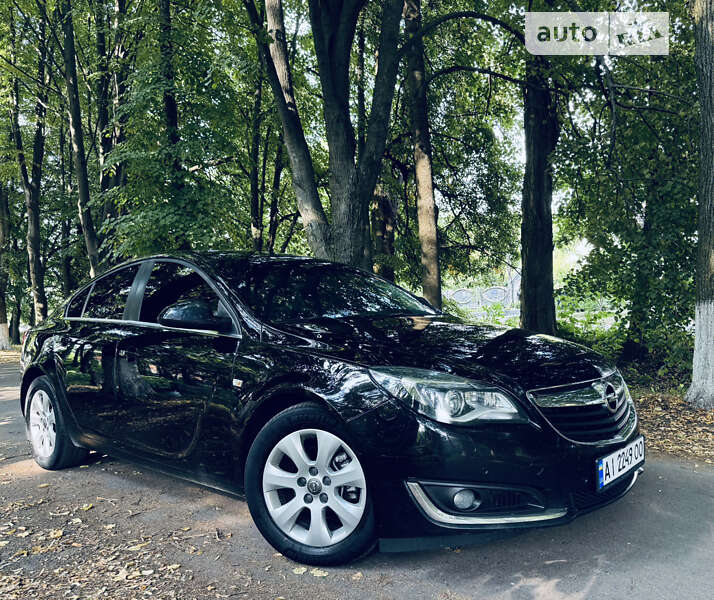 Лифтбек Opel Insignia 2016 в Казатине