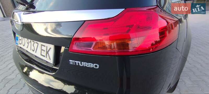 Універсал Opel Insignia 2013 в Тернополі