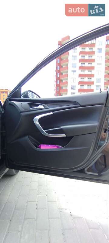 Універсал Opel Insignia 2013 в Тернополі