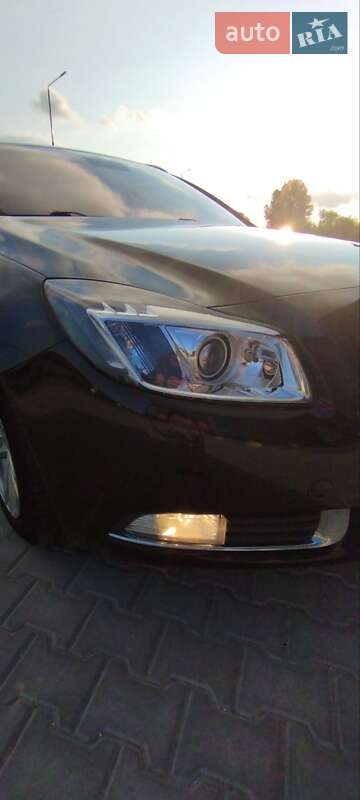 Універсал Opel Insignia 2013 в Тернополі