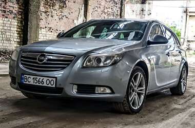 Opel Insignia 2011