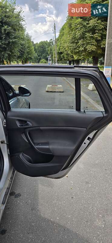 Универсал Opel Insignia 2015 в Черкассах