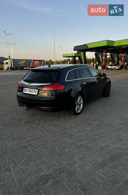 Универсал Opel Insignia 2009 в 