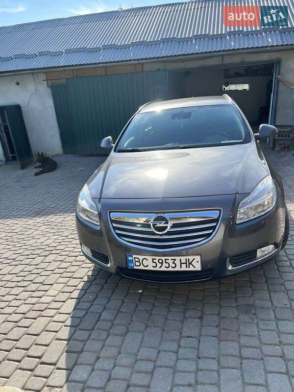 Универсал Opel Insignia 2010 в Львове