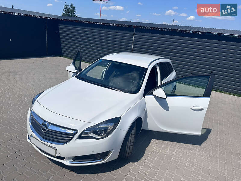 Універсал Opel Insignia 2016 в Хмельницькому