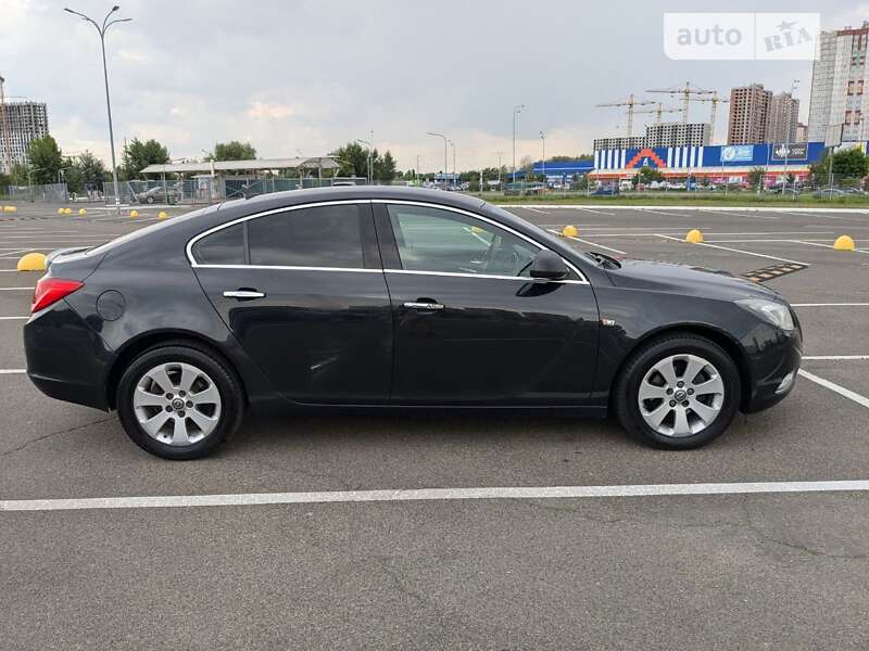 Ліфтбек Opel Insignia 2012 в Кременчуці