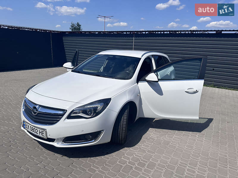 Універсал Opel Insignia 2016 в Хмельницькому