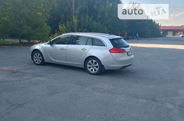 Універсал Opel Insignia 2010 в  фото 8 Універсал Opel Insignia 2010 в