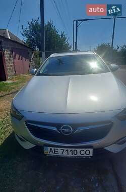 Универсал Opel Insignia 2018 в 