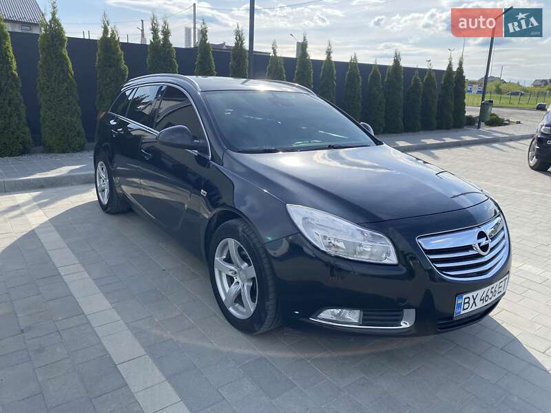 Универсал Opel Insignia 2011 в Каменец-Подольском