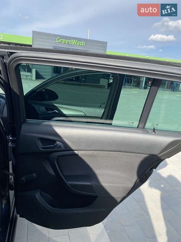 Универсал Opel Insignia 2011 в Каменец-Подольском