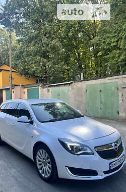 Универсал Opel Insignia 2015 в Киеве