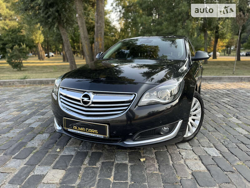 Седан Opel Insignia 2014 в Києві