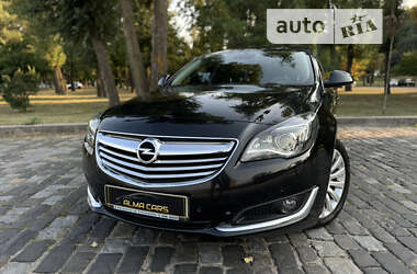 Седан Opel Insignia 2014 в Києві