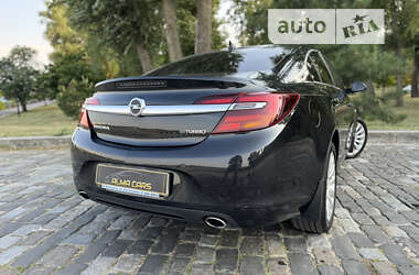 Седан Opel Insignia 2014 в Києві