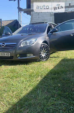 Универсал Opel Insignia 2010 в Киеве