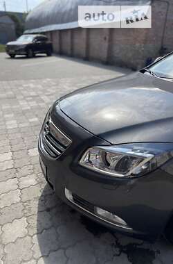 Седан Opel Insignia 2011 в Черкассах