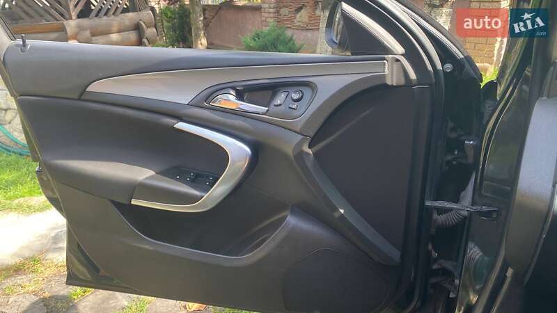 Універсал Opel Insignia 2013 в Яремчі