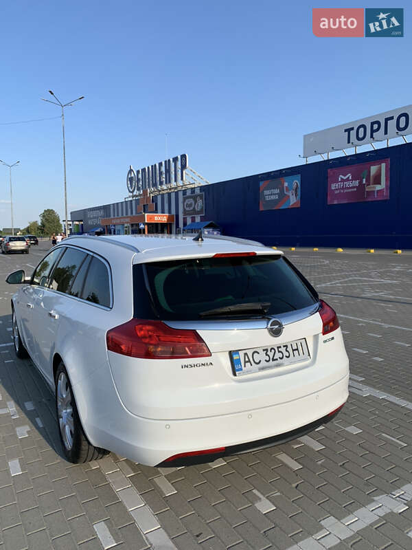 Универсал Opel Insignia 2011 в Ковеле
