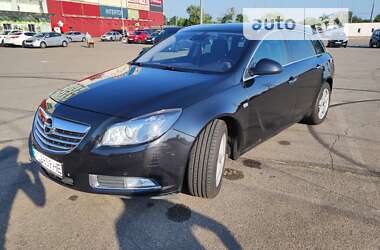 Универсал Opel Insignia 2010 в Киеве