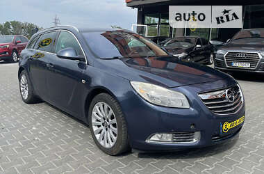 Універсал Opel Insignia 2011 в Чернівцях