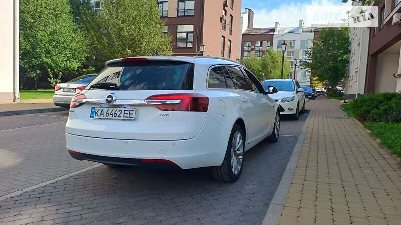 Универсал Opel Insignia 2013 в Киеве