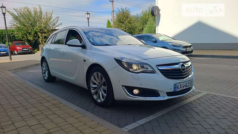 Универсал Opel Insignia 2013 в Киеве