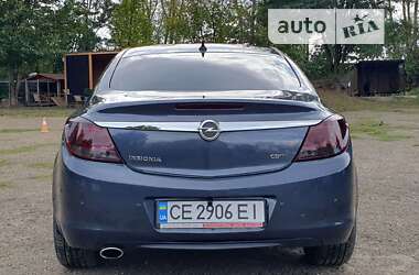 Седан Opel Insignia 2010 в Черновцах