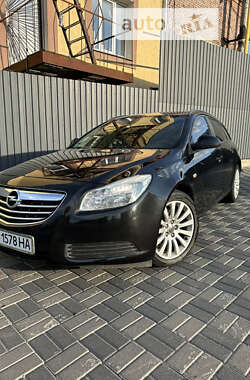 Універсал Opel Insignia 2012 в Хмельницькому