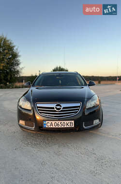 Универсал Opel Insignia 2013 в Монастырище