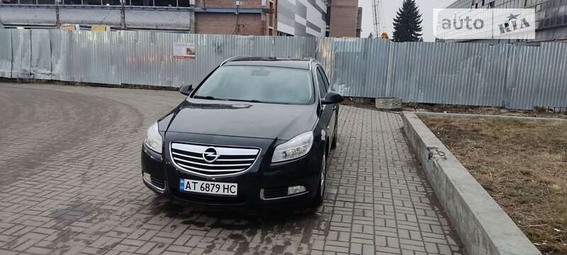 Універсал Opel Insignia 2013 в Івано-Франківську