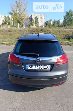 Універсал Opel Insignia 2011 в Миколаєві