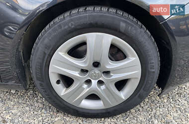 Универсал Opel Insignia 2013 в 