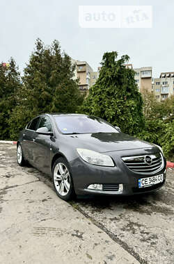 Ліфтбек Opel Insignia 2010 в Чернівцях