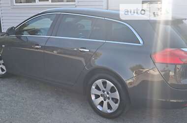 Універсал Opel Insignia 2013 в Харкові